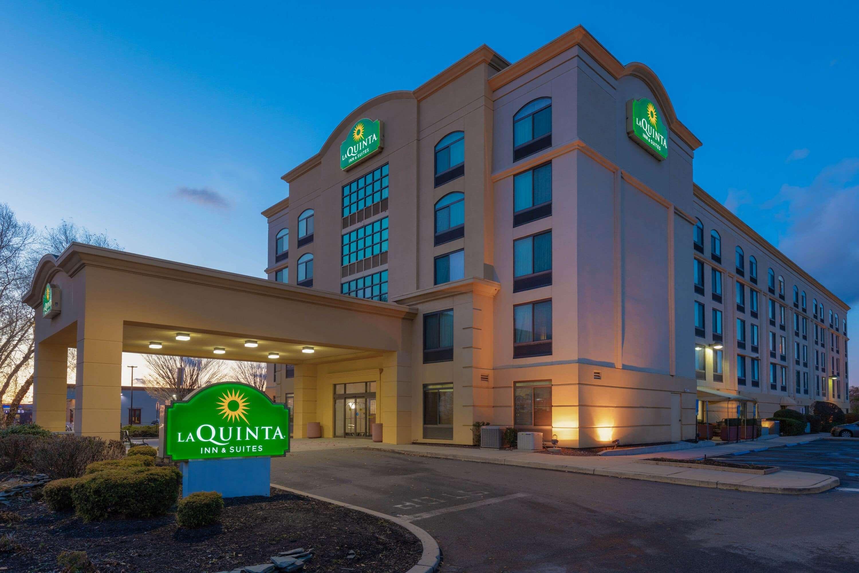 La Quinta By Wyndham Гарден-Сіті Екстер'єр фото